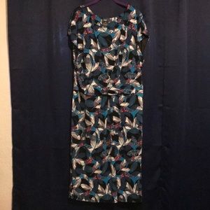 Beautiful Adrianna Papell dress, size 24